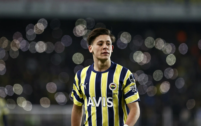 Arda Güler'in kaderi belli oluyor: Fenerbahçe'de kalacak mı yoksa yeni bir maceraya atılacak mı?