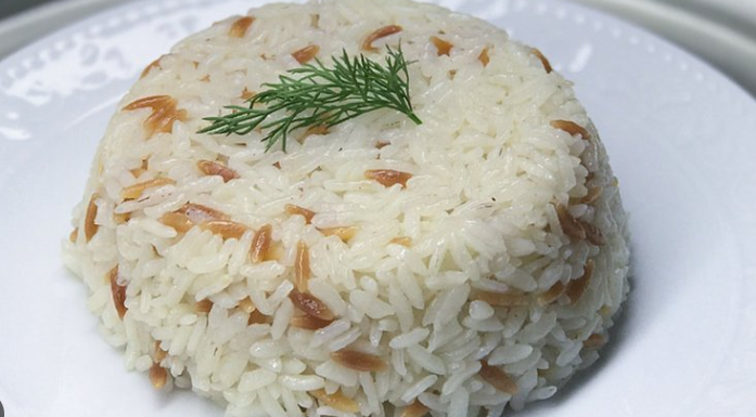 Şehriyeli pirinç pilavı nasıl yapılır?