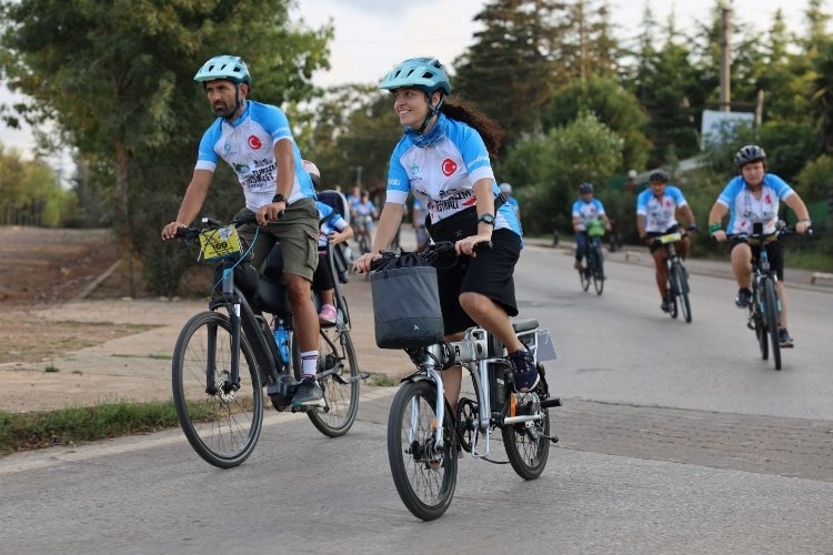 3. Kocaeli Turizm ve Bisiklet Festivali, Renkli Bir Başlangıçla Kapılarını Açtı