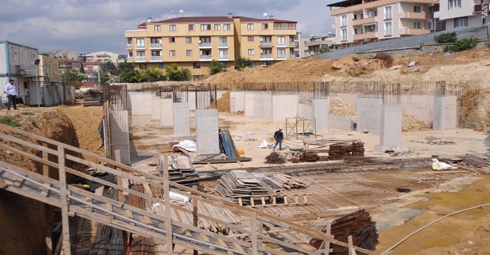 Kapalı Pazar yeri inşaatı devam ediyor